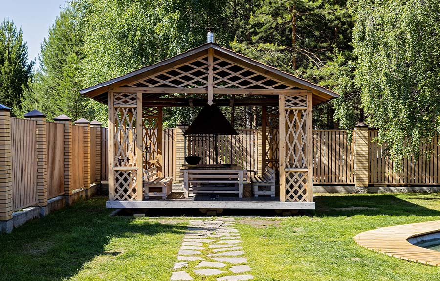 Holz im Garten • Bünder